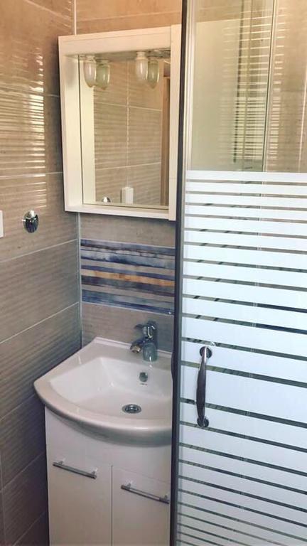 Alisa Sea View Apartment Prcanj Kotor Exterior photo
